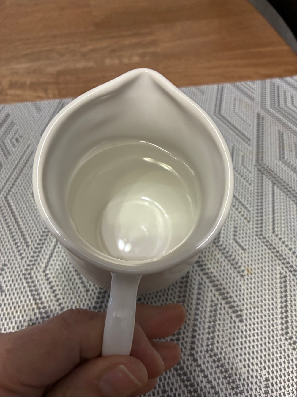 Vintage Centura by Corning White Coupe Creamer - Picture 5 of 6